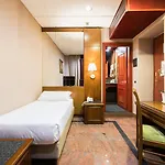 Hotel Madison 3*