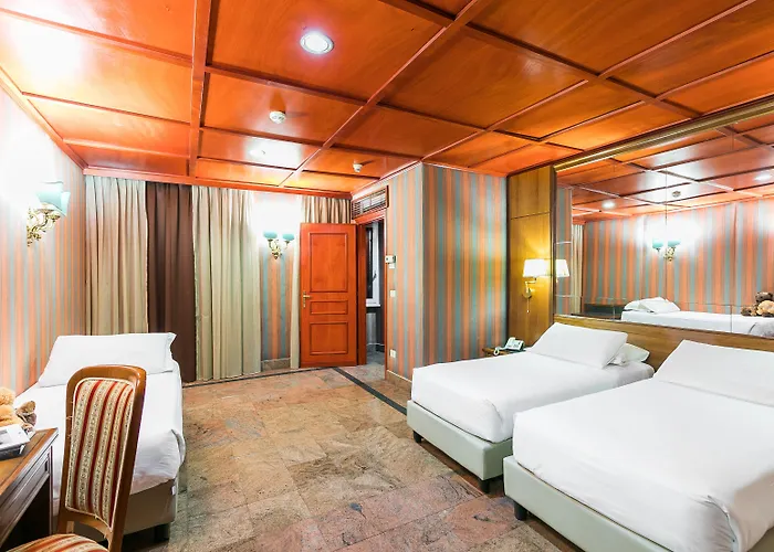 Madison Hotel 3*