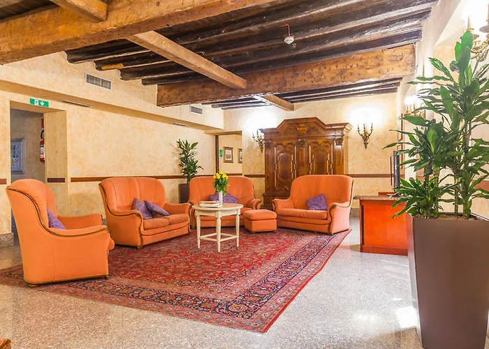 Madison Hotel 3*