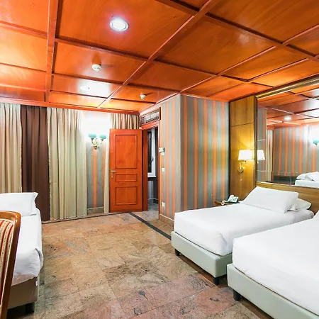 ماديسون فندق 3*