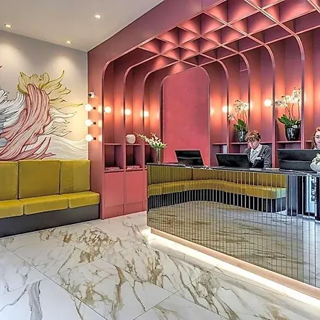Hotell Madison 3*